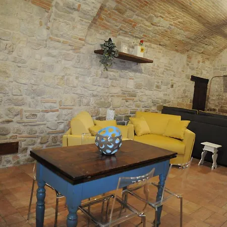 O Rosa Bella Via Savelli Della Porta 24 구비오