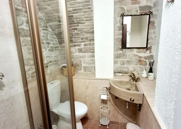 O Rosa Bella Via Savelli Della Porta 24 *